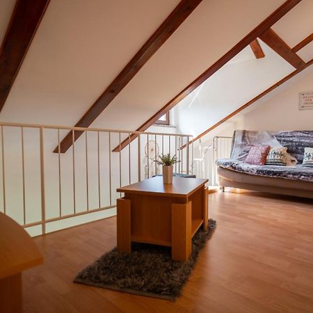 Specious Apartment Manitu In Forest Countryside Fužine エクステリア 写真