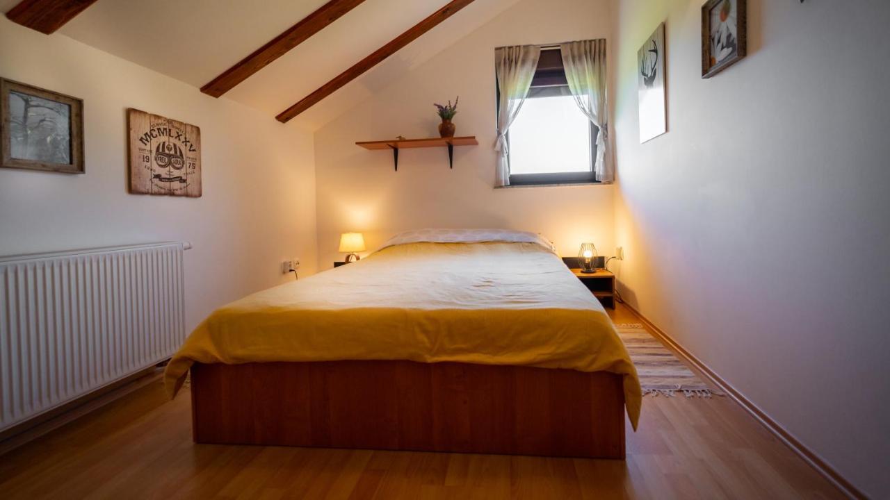 Specious Apartment Manitu In Forest Countryside Fužine エクステリア 写真